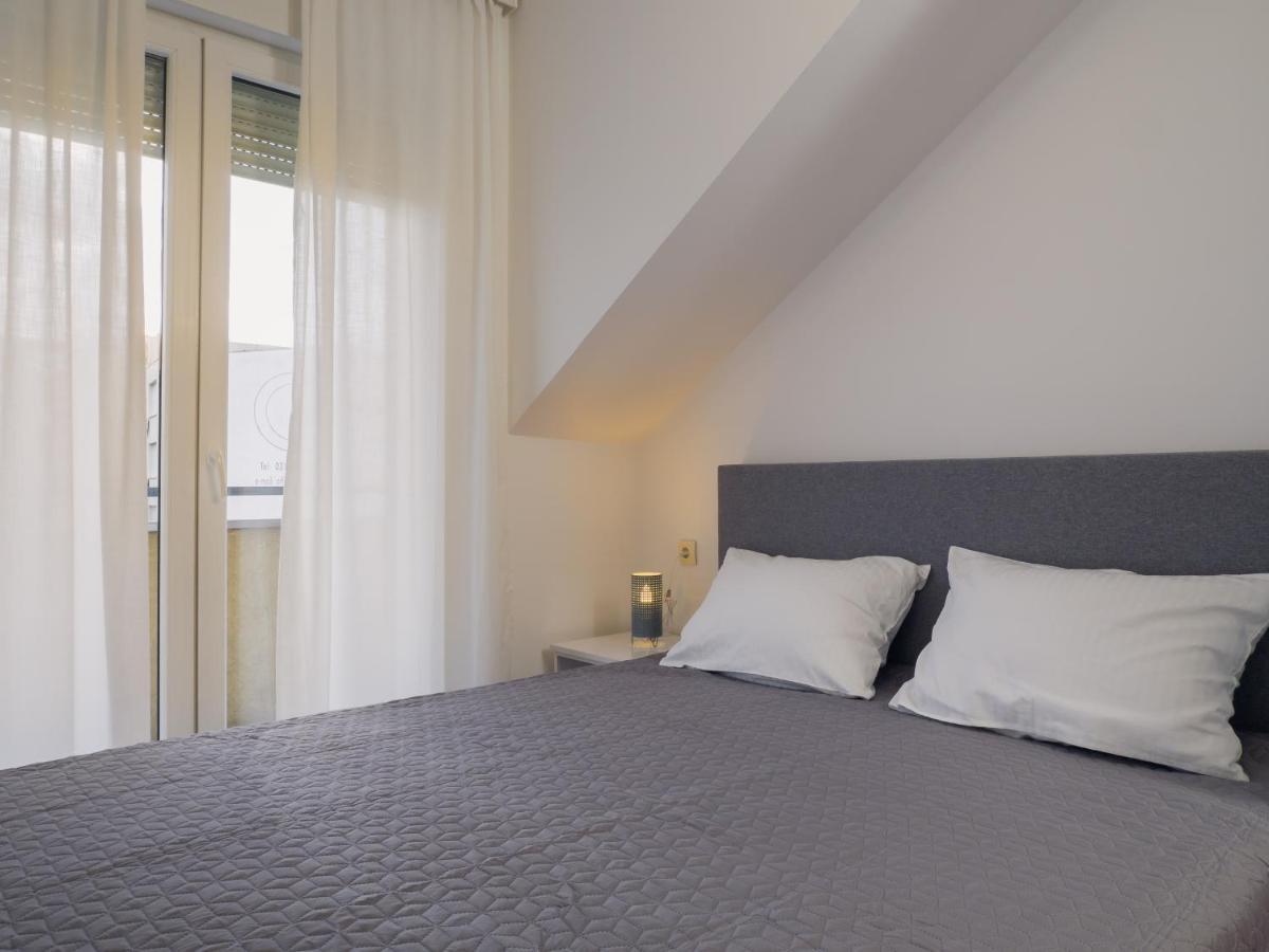 Apartment Neo 2 Free Parking Novi Sad Ngoại thất bức ảnh