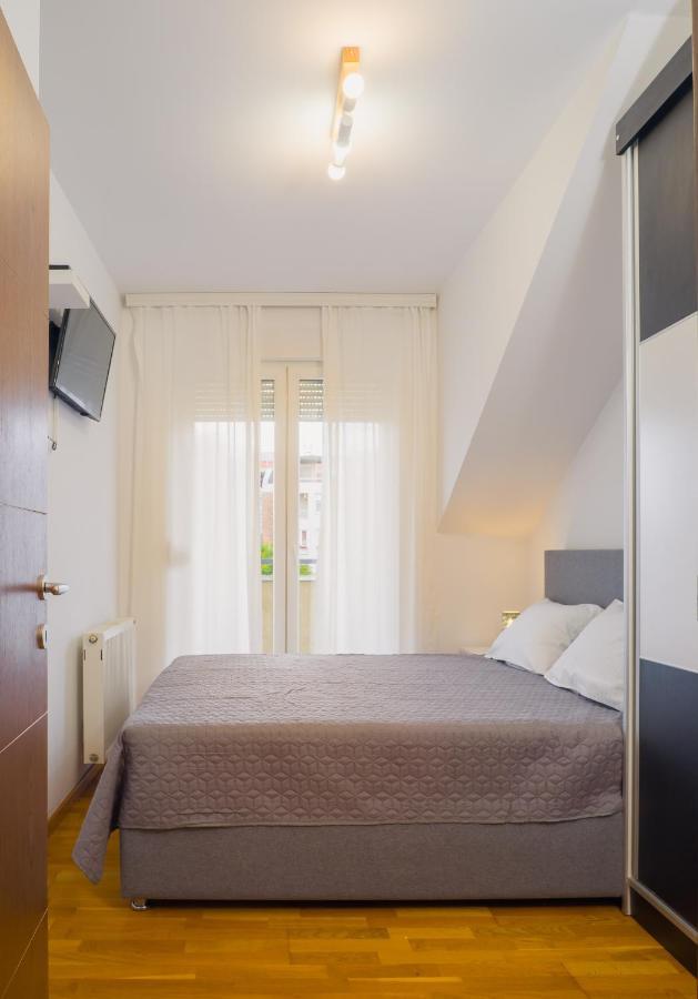 Apartment Neo 2 Free Parking Novi Sad Ngoại thất bức ảnh